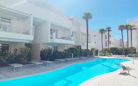 Wave Resort